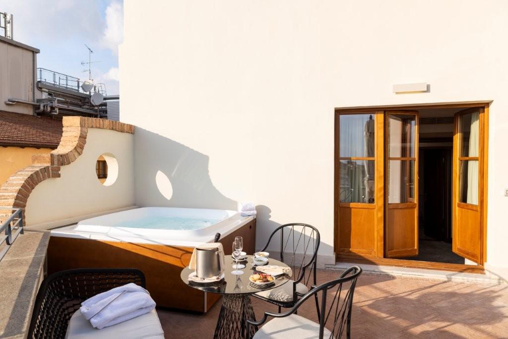 Premium Terrace and Jacuzzi