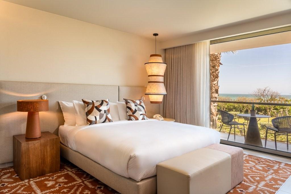 1 King Bed Premium Garden View