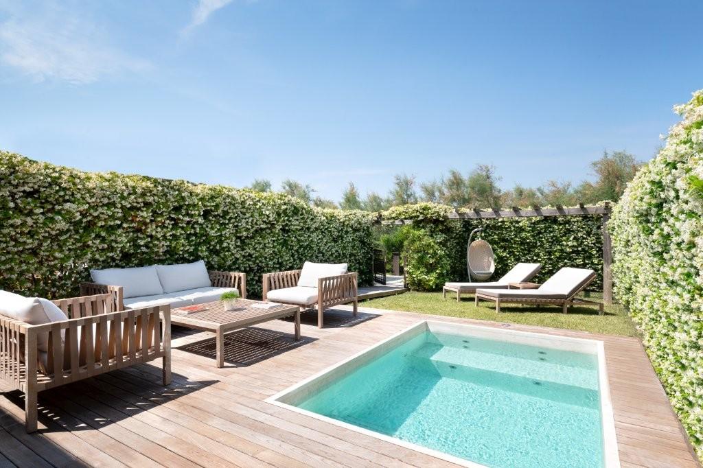 JW Retreats La Maisonette Pool Loft