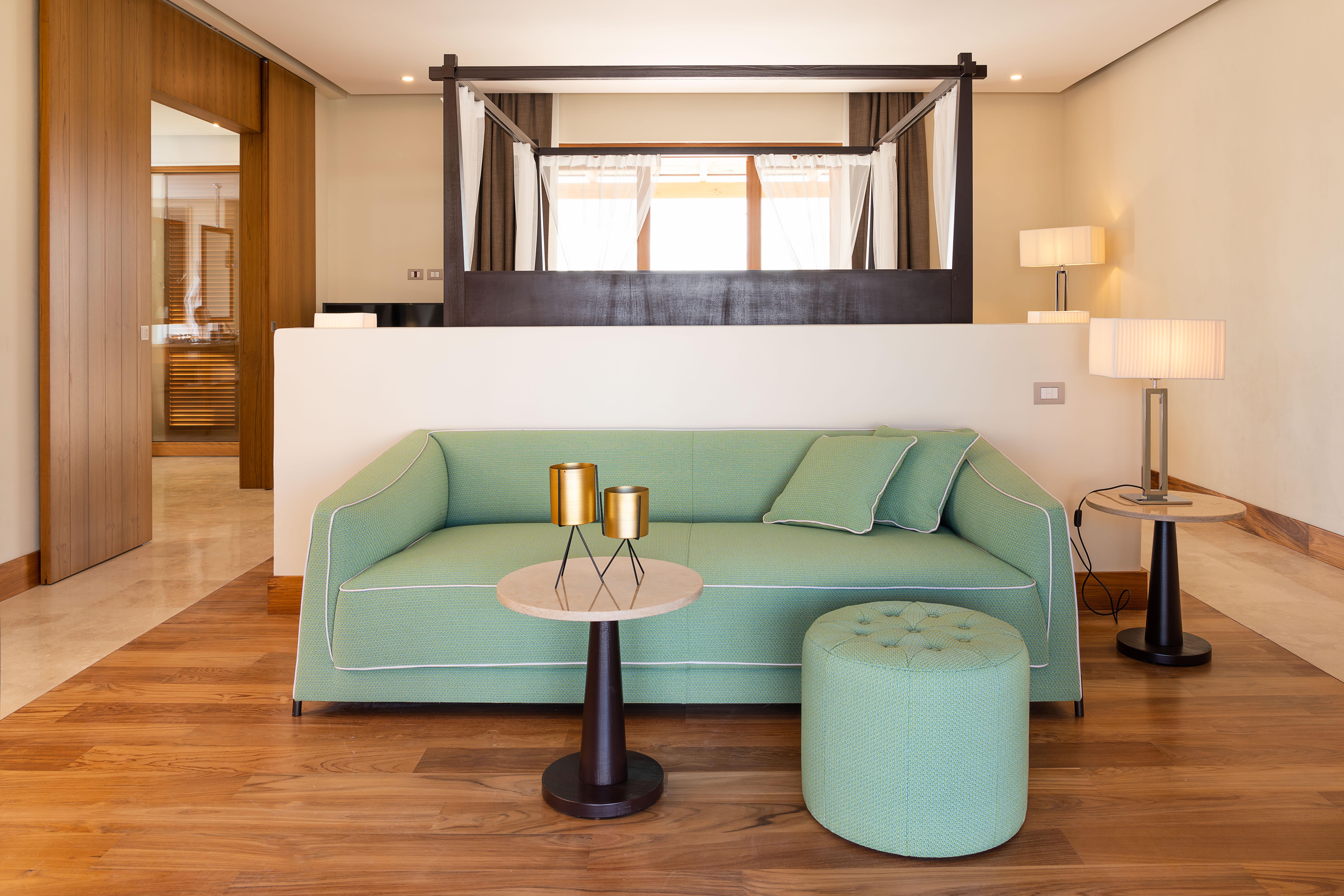 Junior Pool Suite - not interconnecting