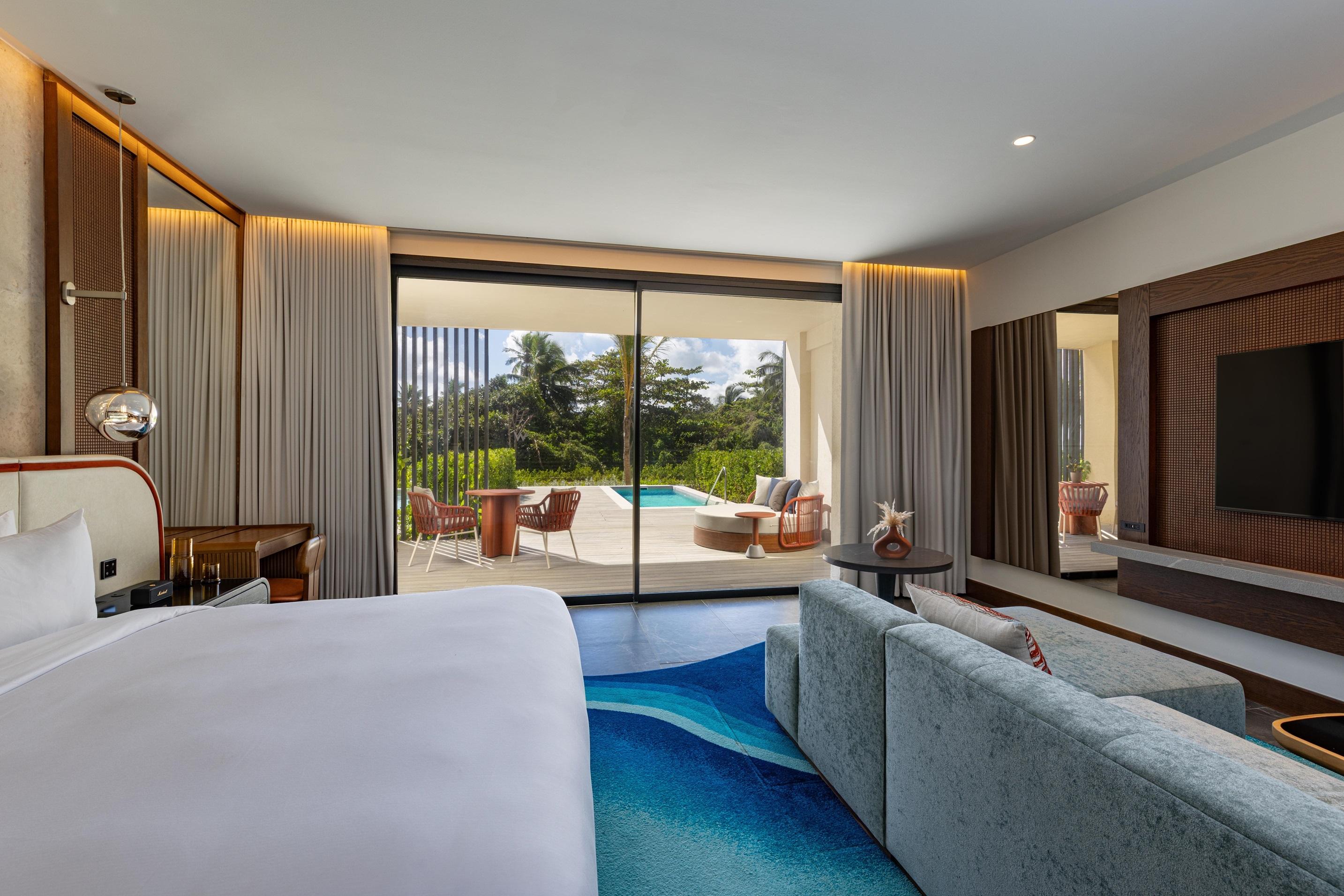 Supreme Suite, 1 King, Private Pool