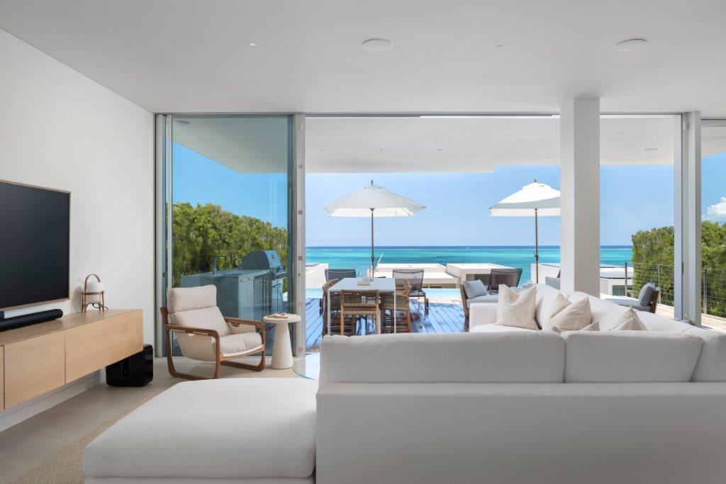 Beach Enclave North Shore Beach Houses and Villas - Four-Bedroom Ocean View Beach House – Sleeps 8+