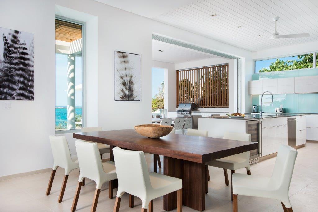 Beach Enclave North Shore Beach Houses and Villas - Five-Bedroom Beachfront Villa – Sleeps 10+