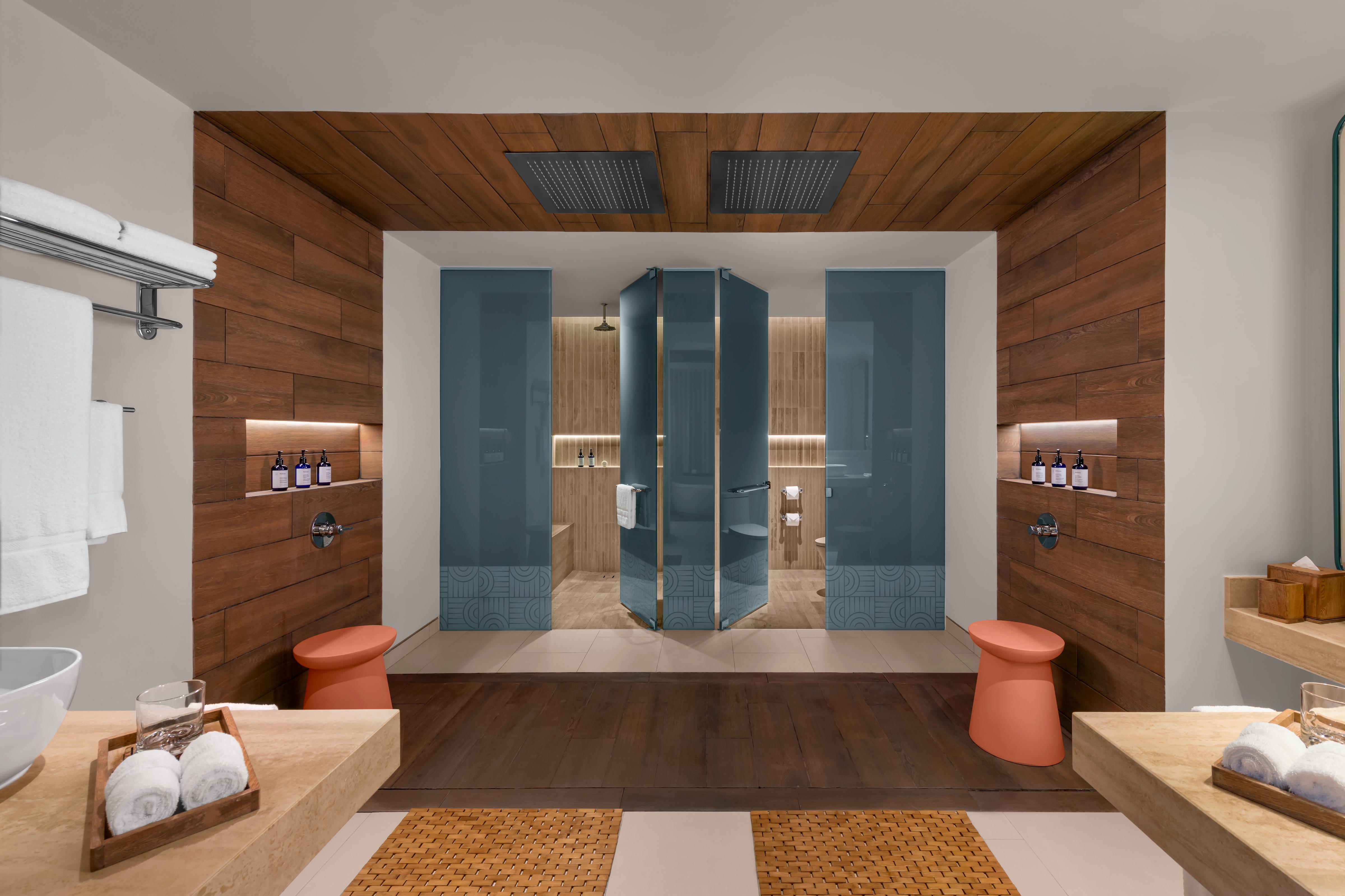 Enclave Honeymoon Suite - King Bed