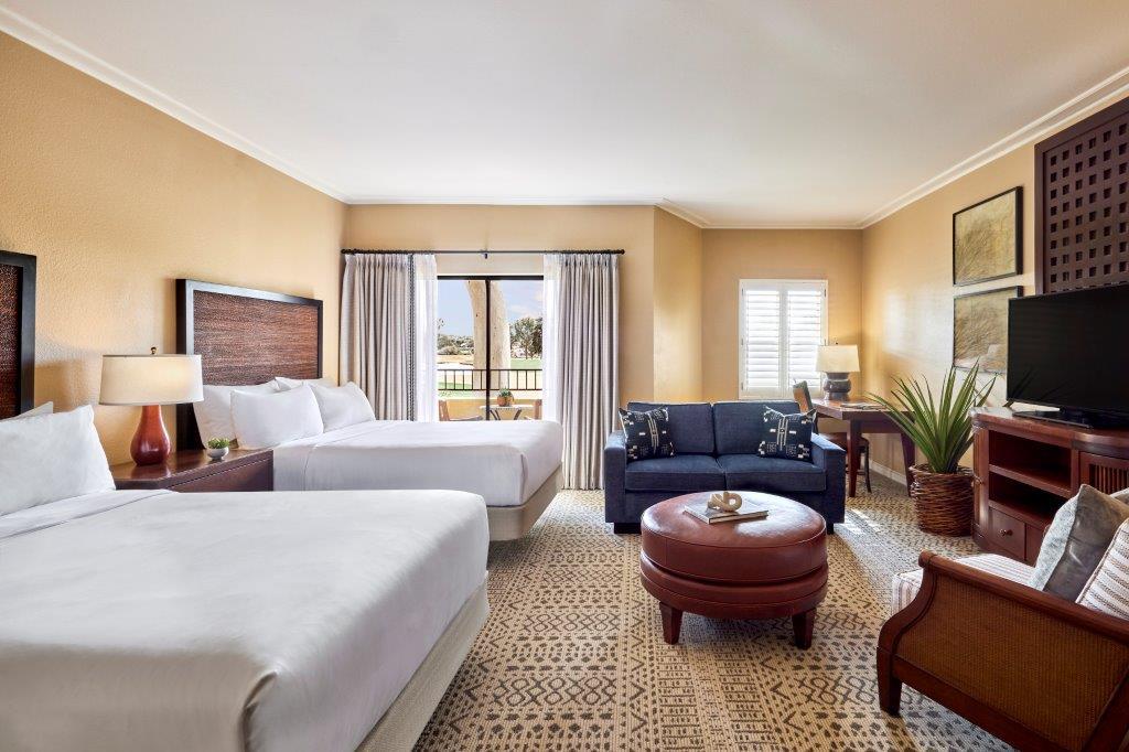 Deluxe Room Queen