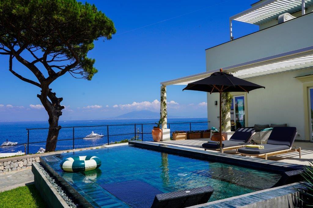 CASTELLO SUITE