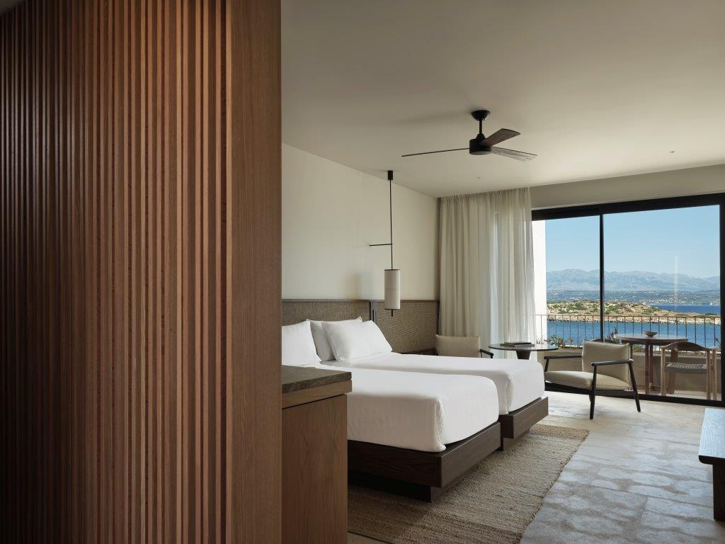 Executive Room: 43 sqm | Up to 2 guests | Private balcony