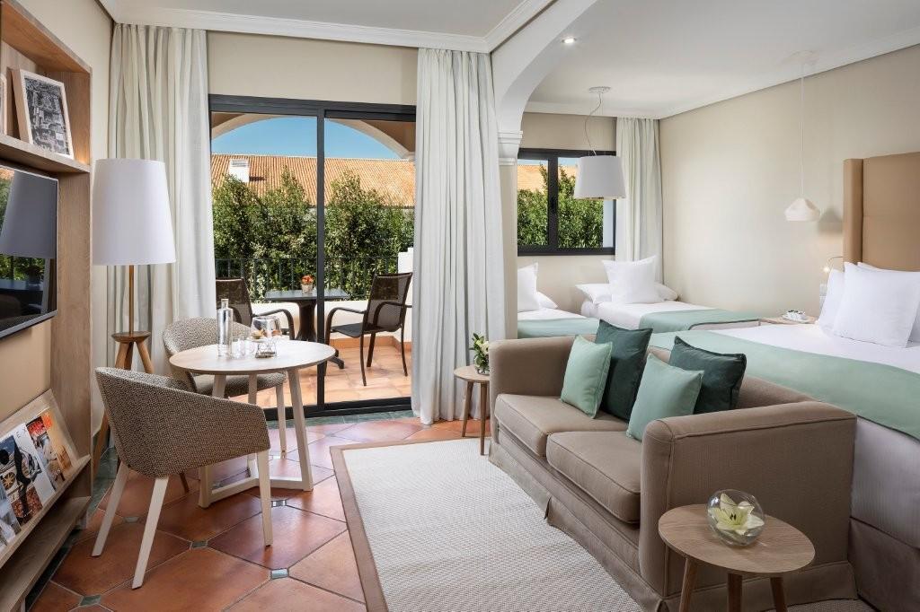 Premium Family Room
