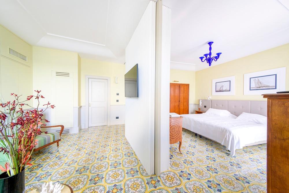 Regina Isabella Suite