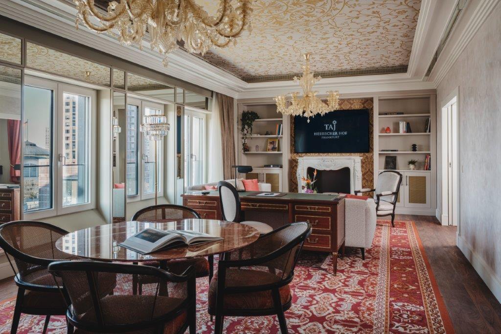 Royal Presidential Suite
