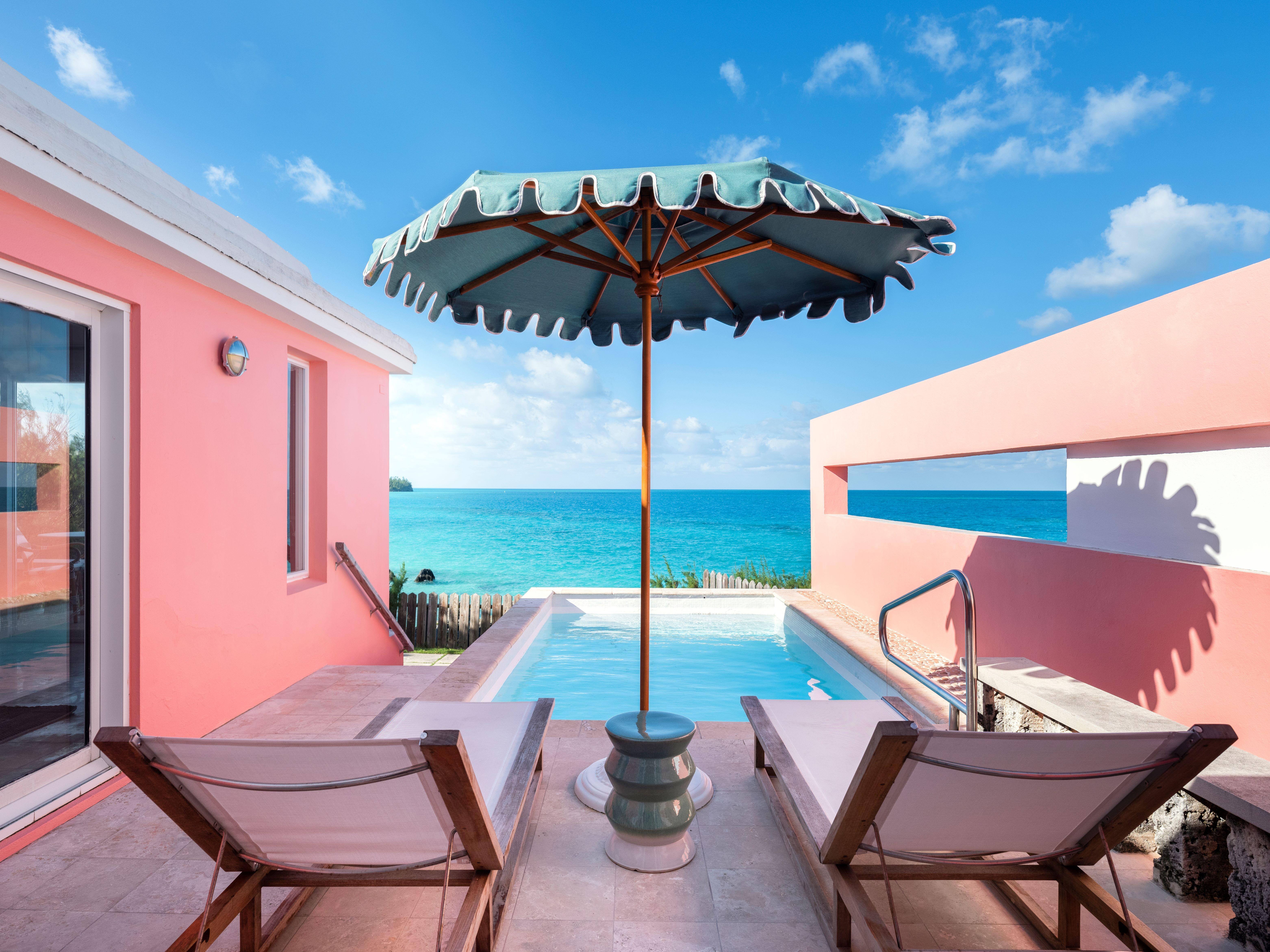 Private Pool Water View Cottage