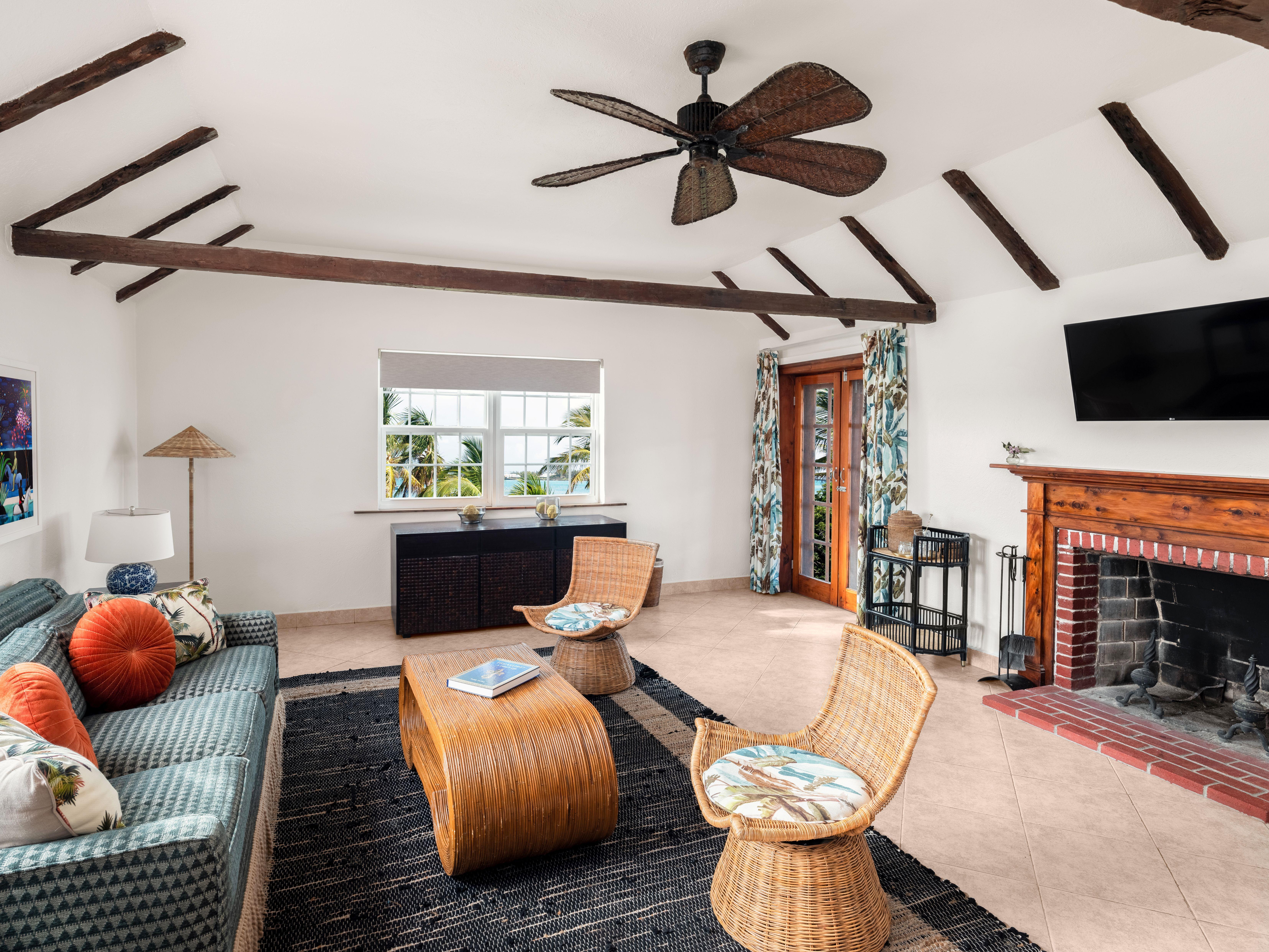 3 Bedroom Water View Cottage