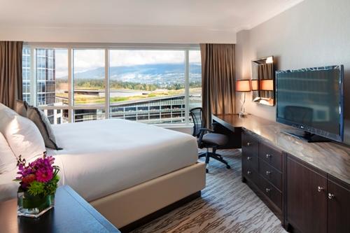 Deluxe Partial Harbor View Room