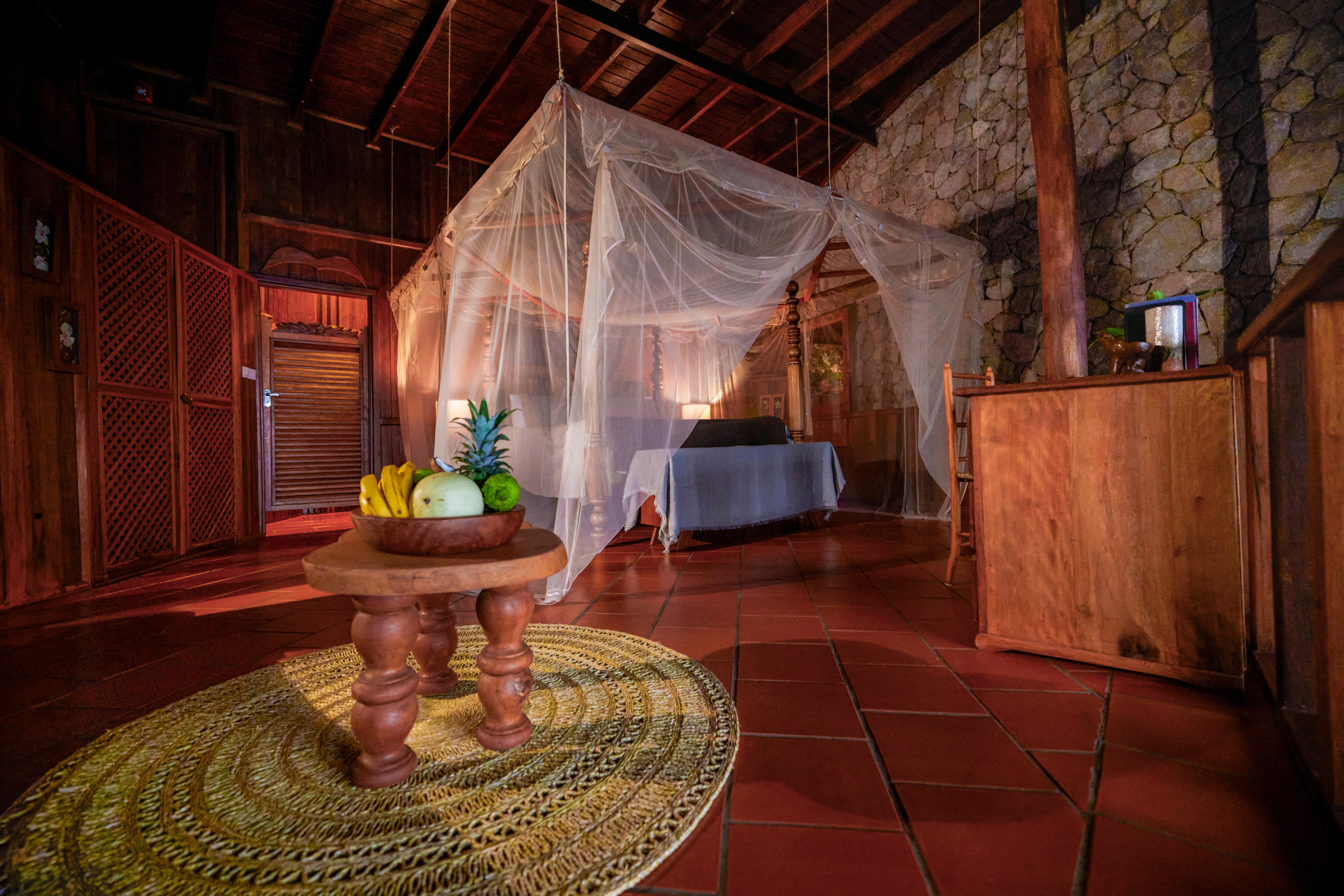 Hilltop Dream Suite with Plunge Pool