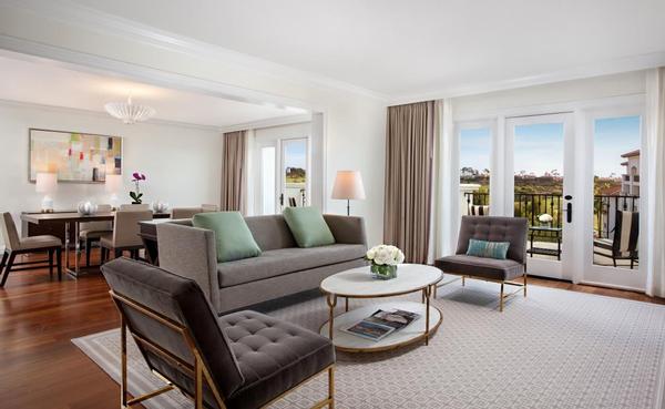 Grand One-Bedroom Suite