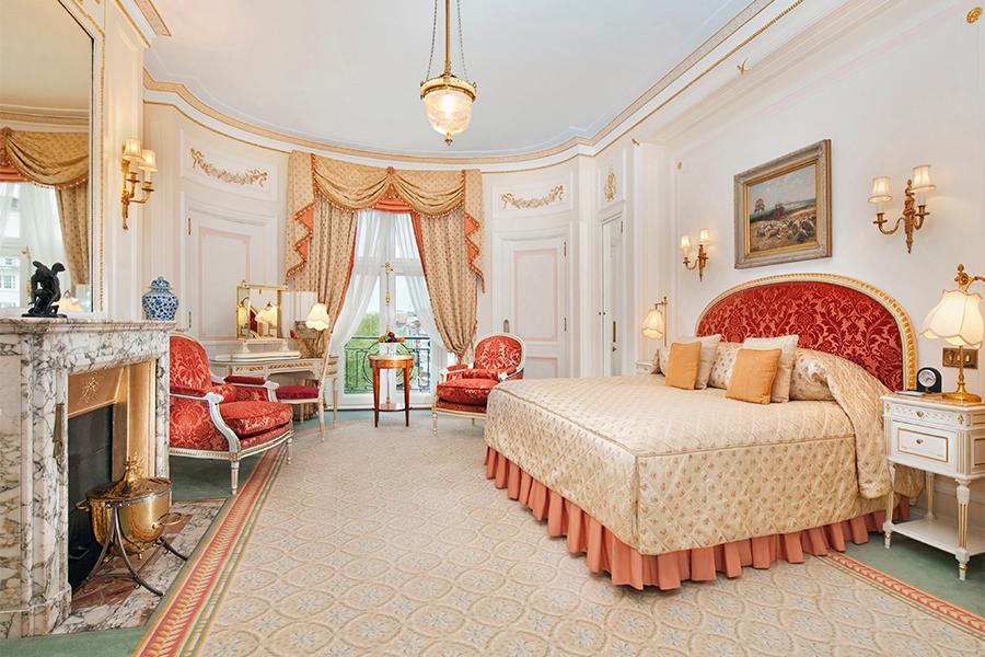 Deluxe Piccadilly Suites