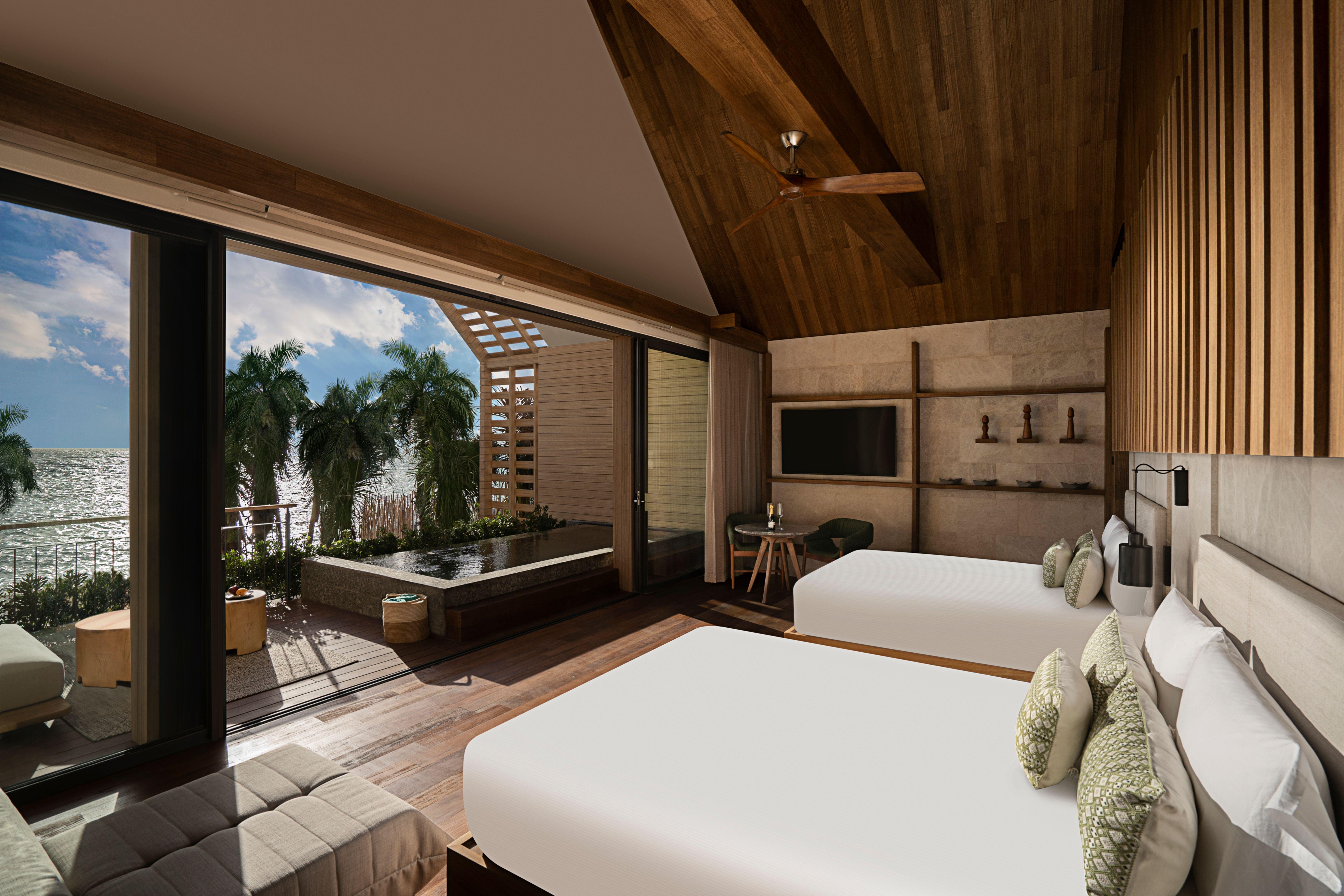 Oceanfront Veranda Pool Suite Queen