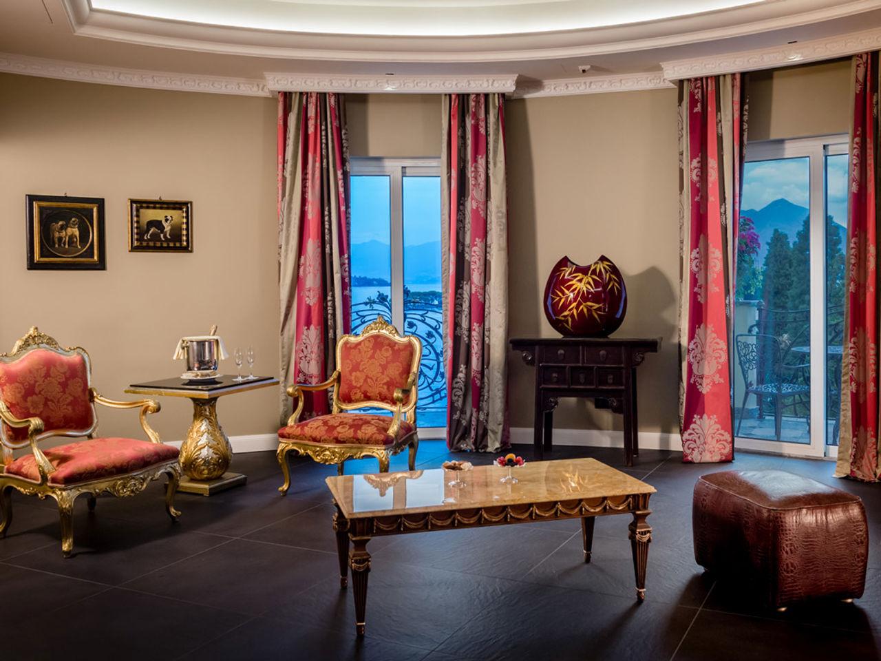 Liz Taylor Suite