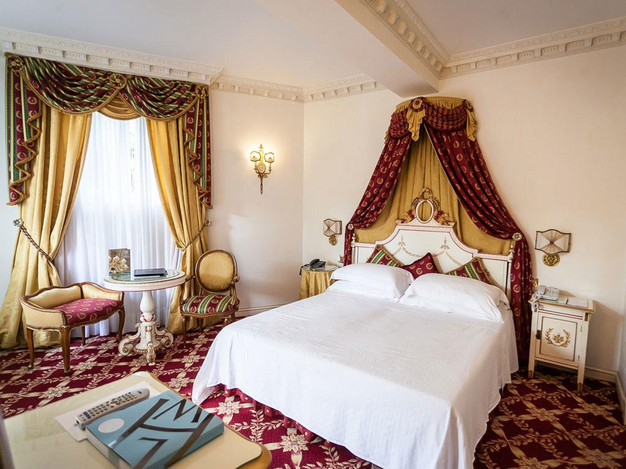 Deluxe Villa Amintina