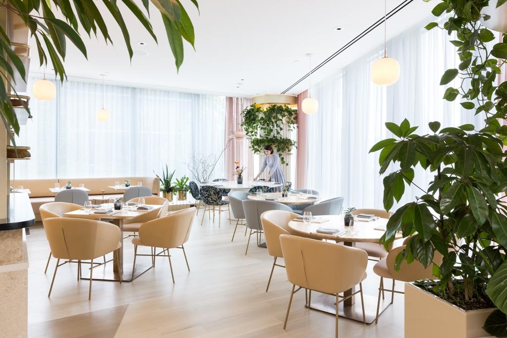 Fairmont Pacific Rim, Canada — Fairmont Pacific Rim - Botanist - dining room