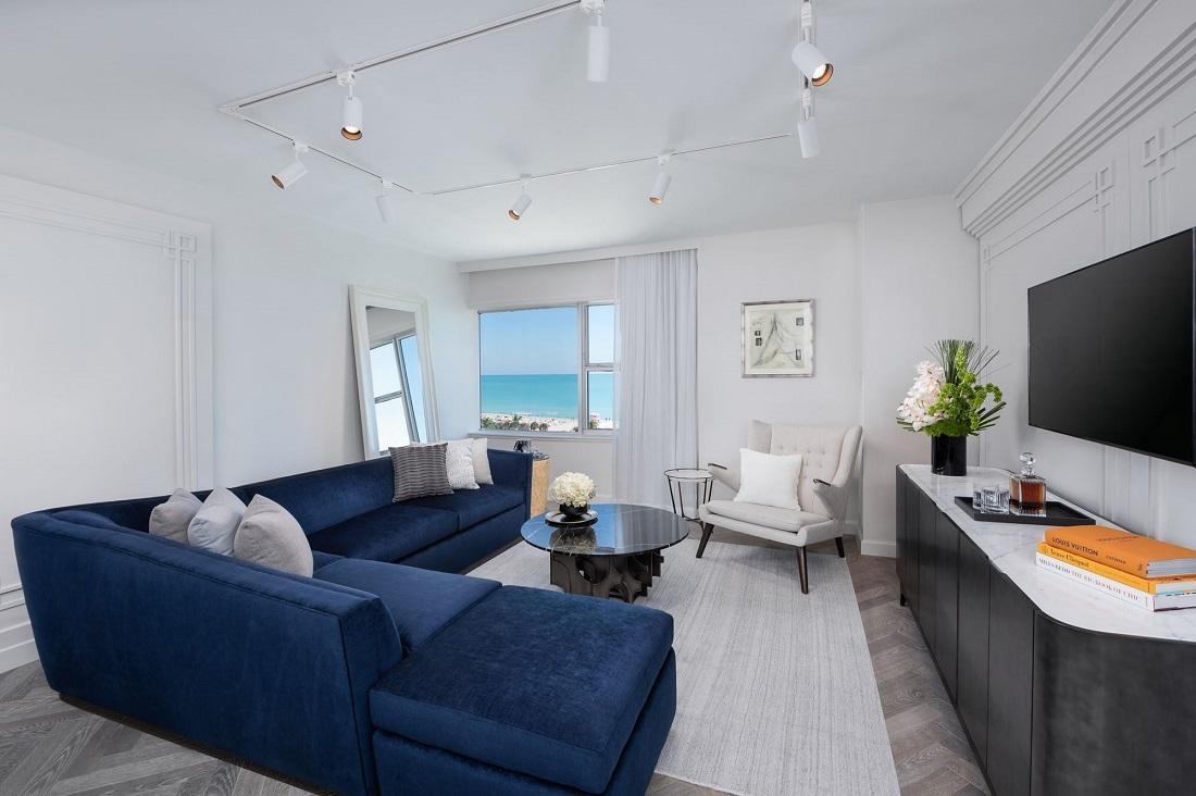 Ocean Front Suite, 1 Bedroom Suite, 1 King, Bathrooms 1,5