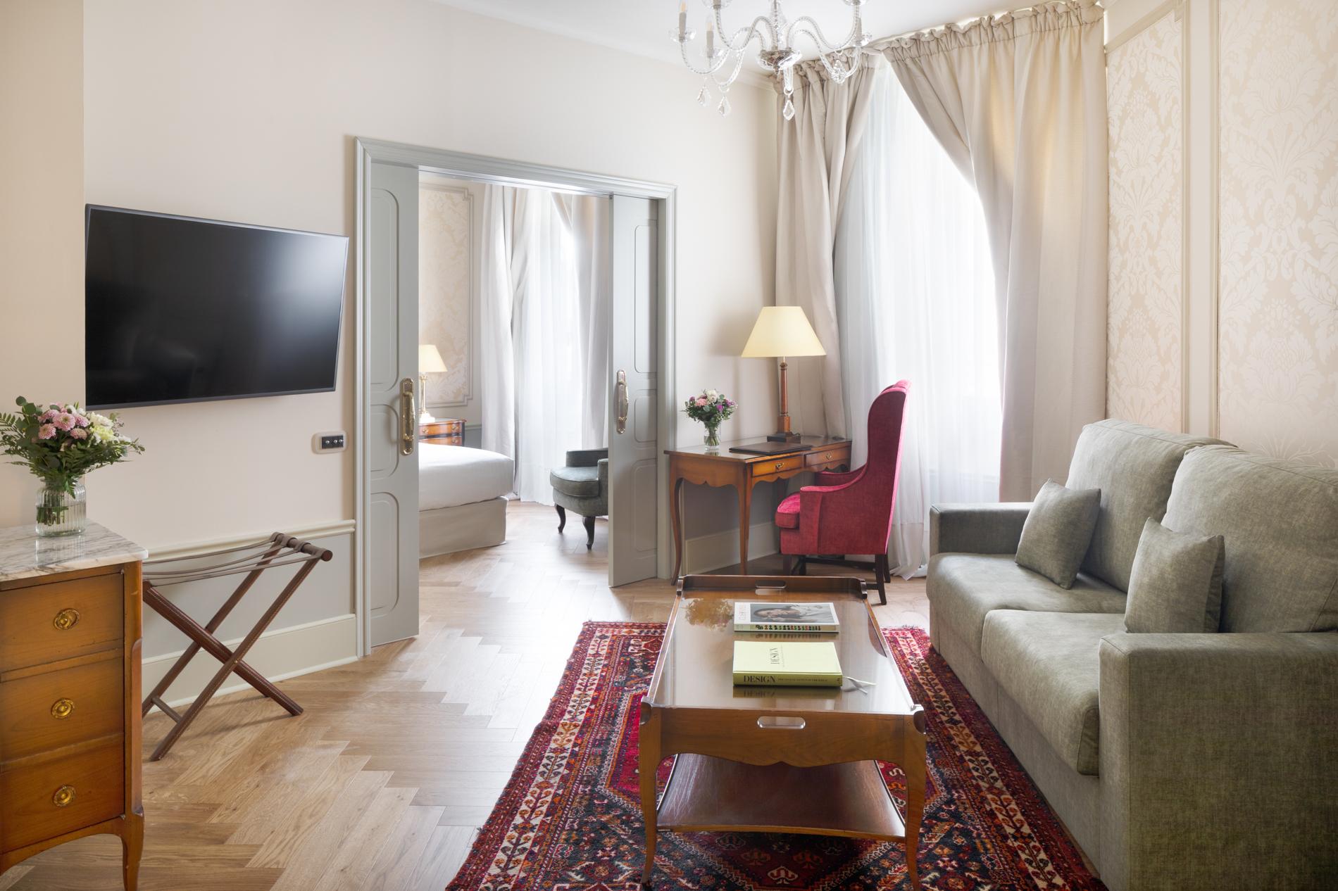 Deluxe Suite