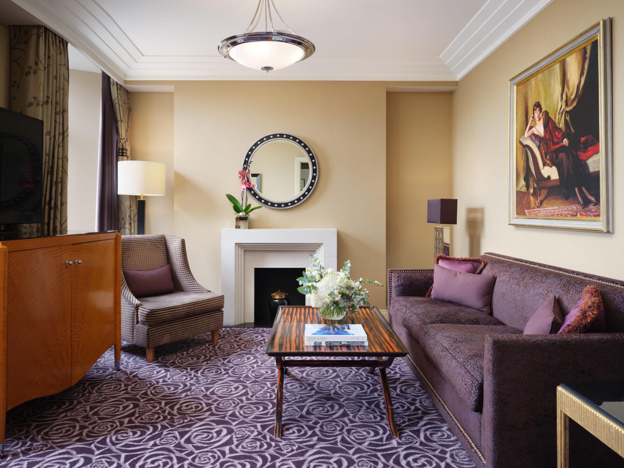 Personality Partial River View Suite