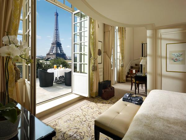 Duplex Terrace Eiffel Tower view Suite