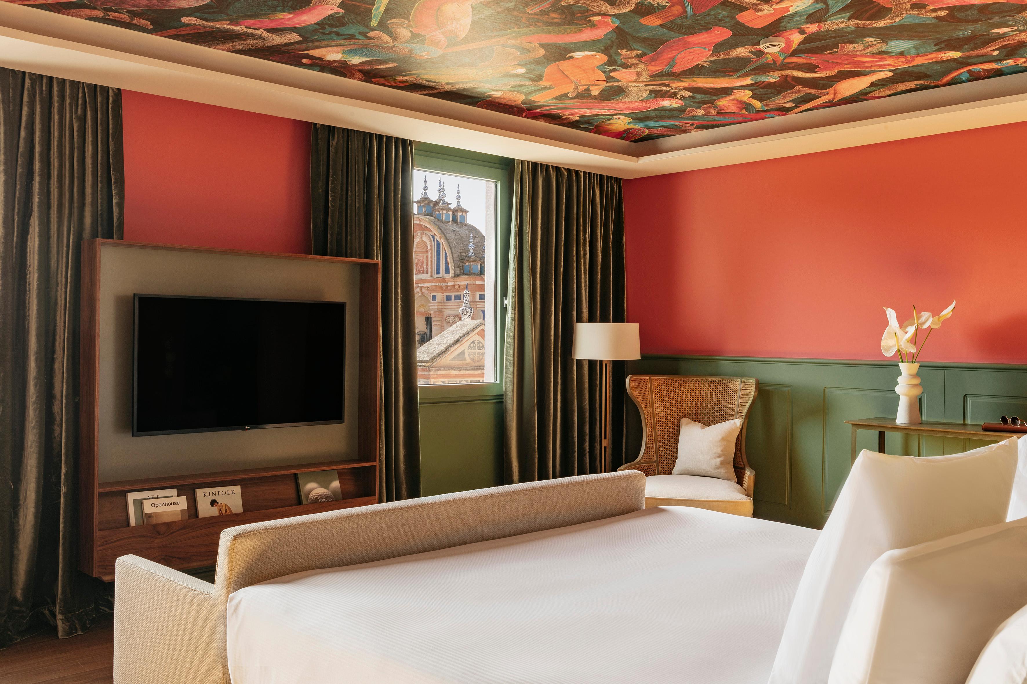 Junior Suite Cathedral View