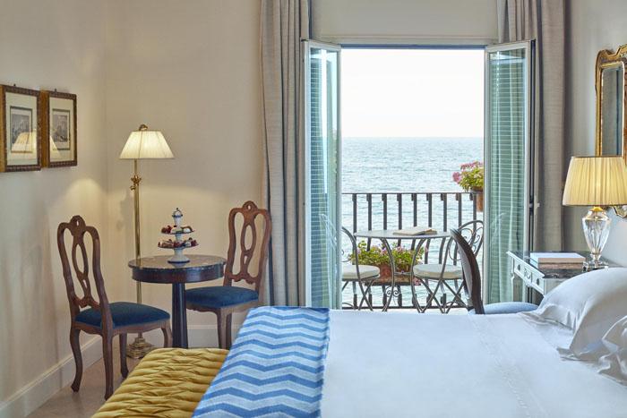 Deluxe Sea View Room With Balcony