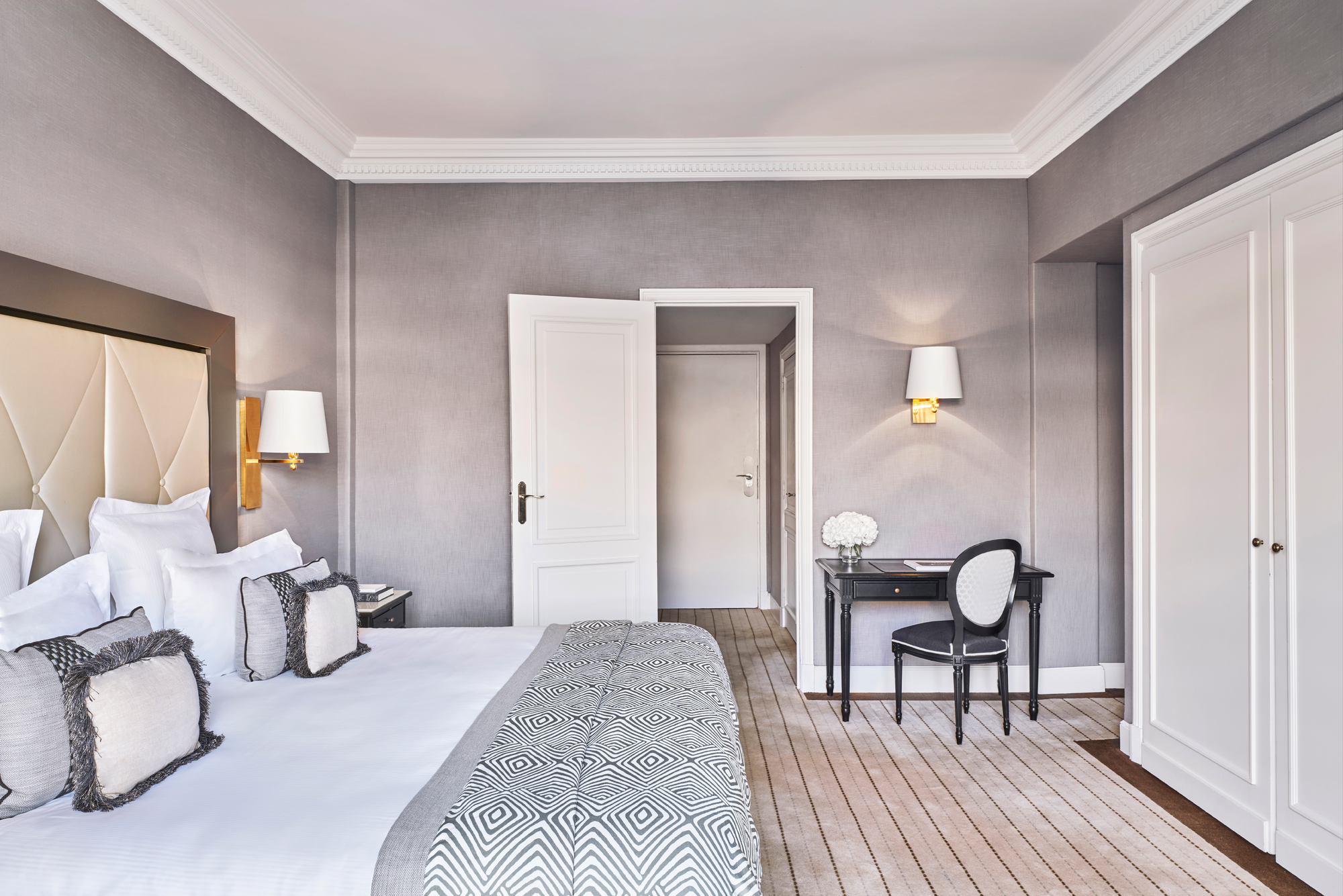 Deluxe City View Room