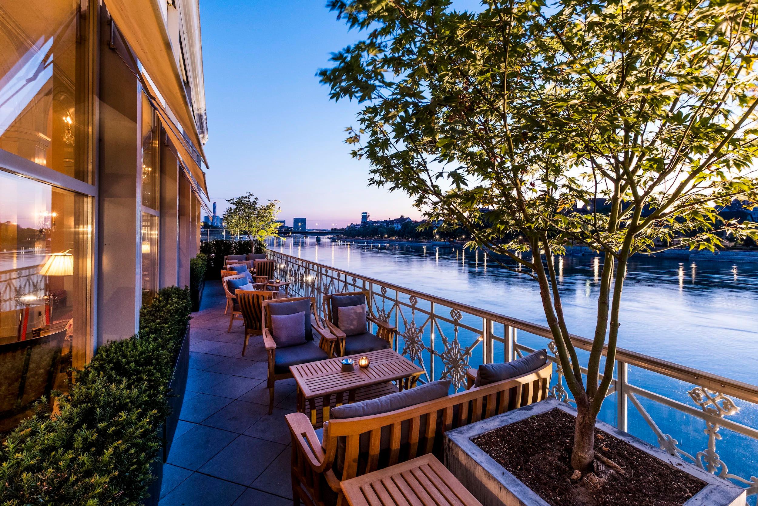 Grand Hotel Les Trois Rois, Switzerland — Grand Hotel Les Trois Rois