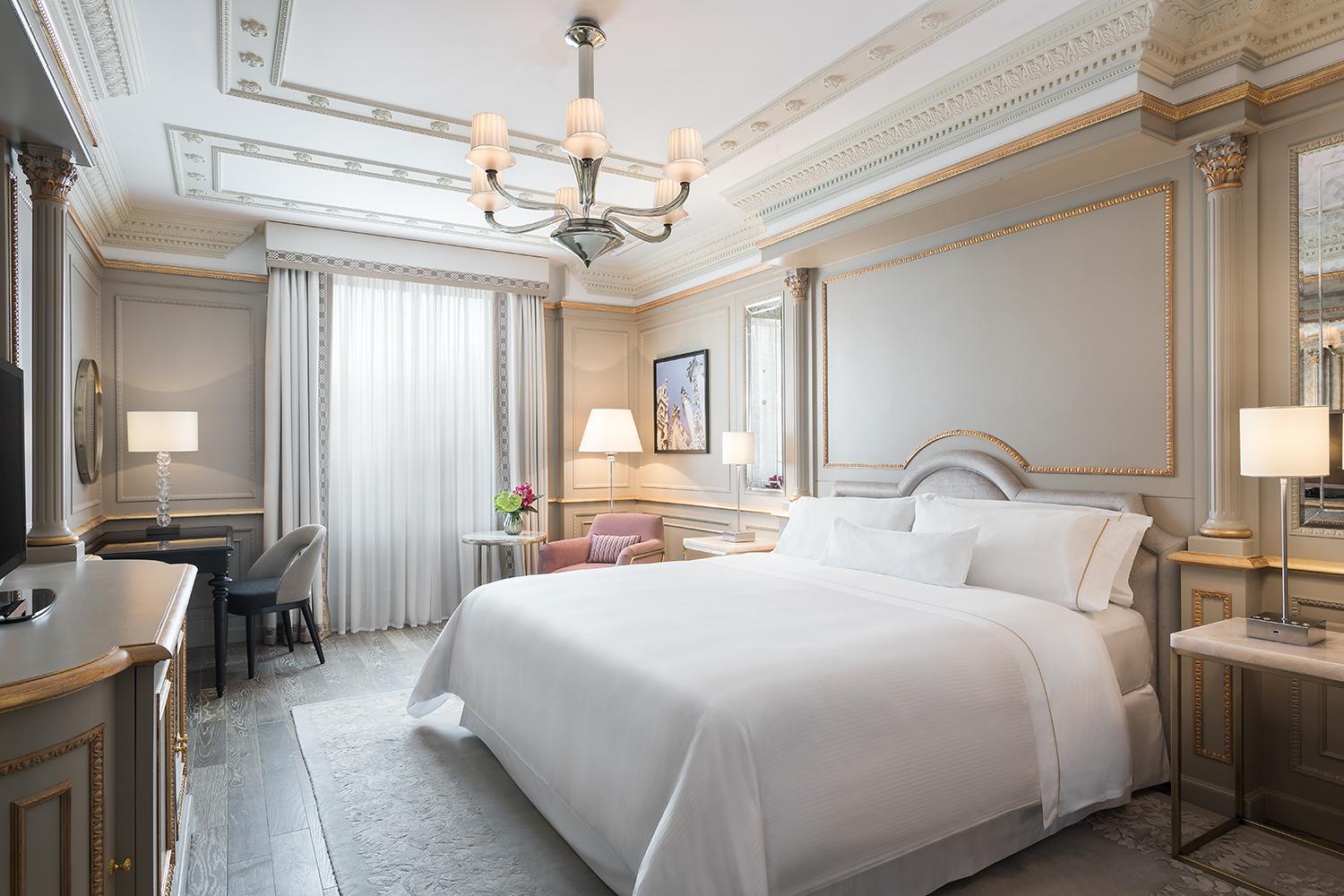 Grand Deluxe Imperial Room