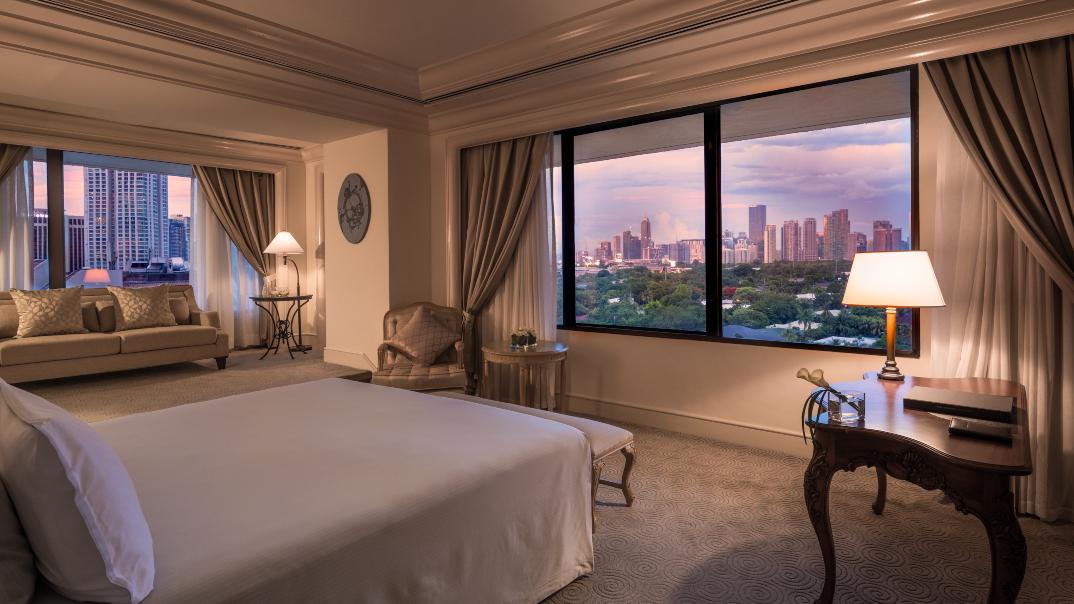 The Peninsula Suite