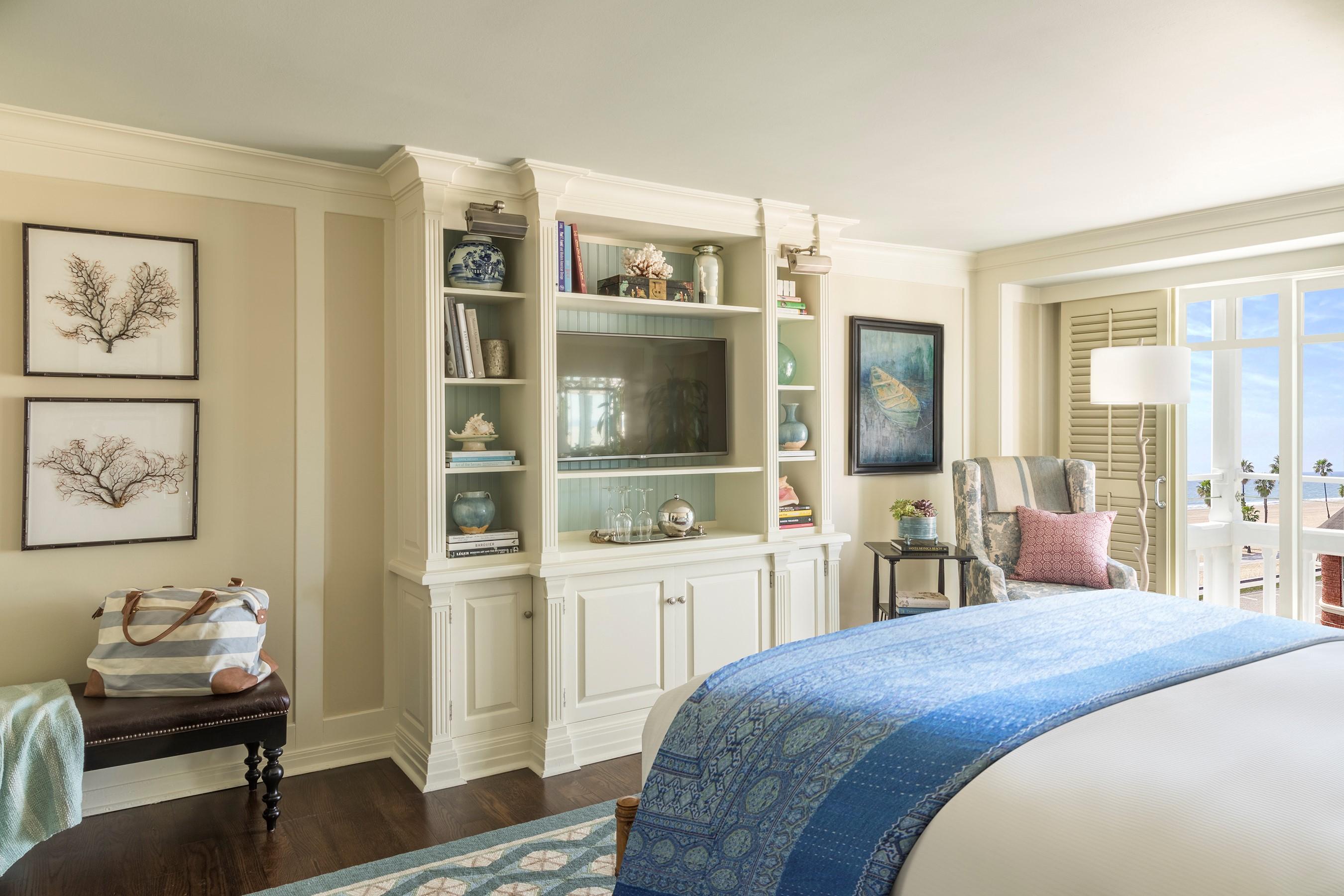 Partial Ocean View King