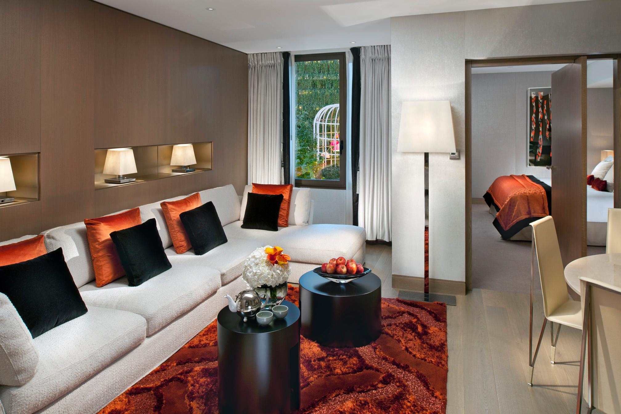 Couture Suite