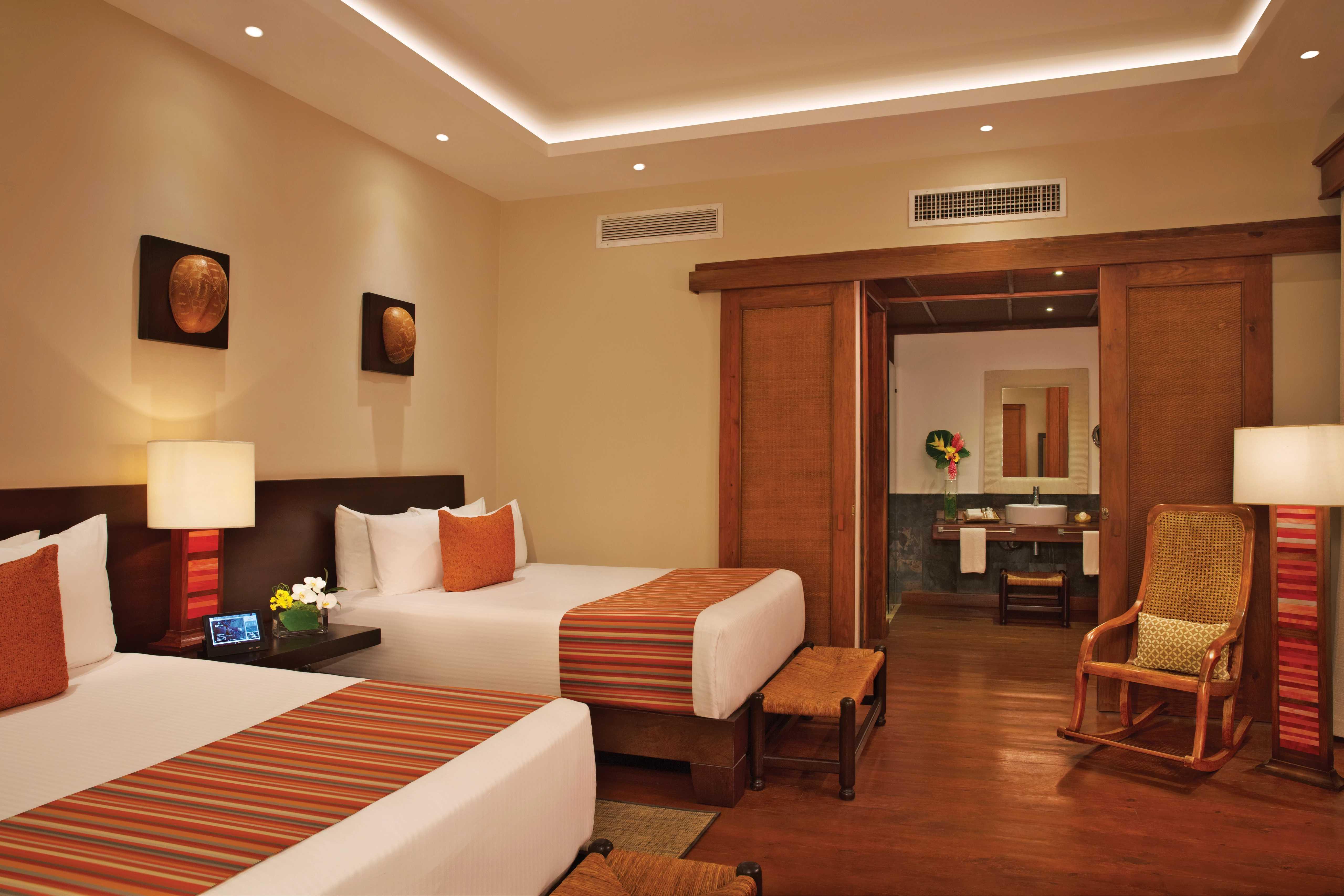 3-Bedroom Villa Caney Garden View