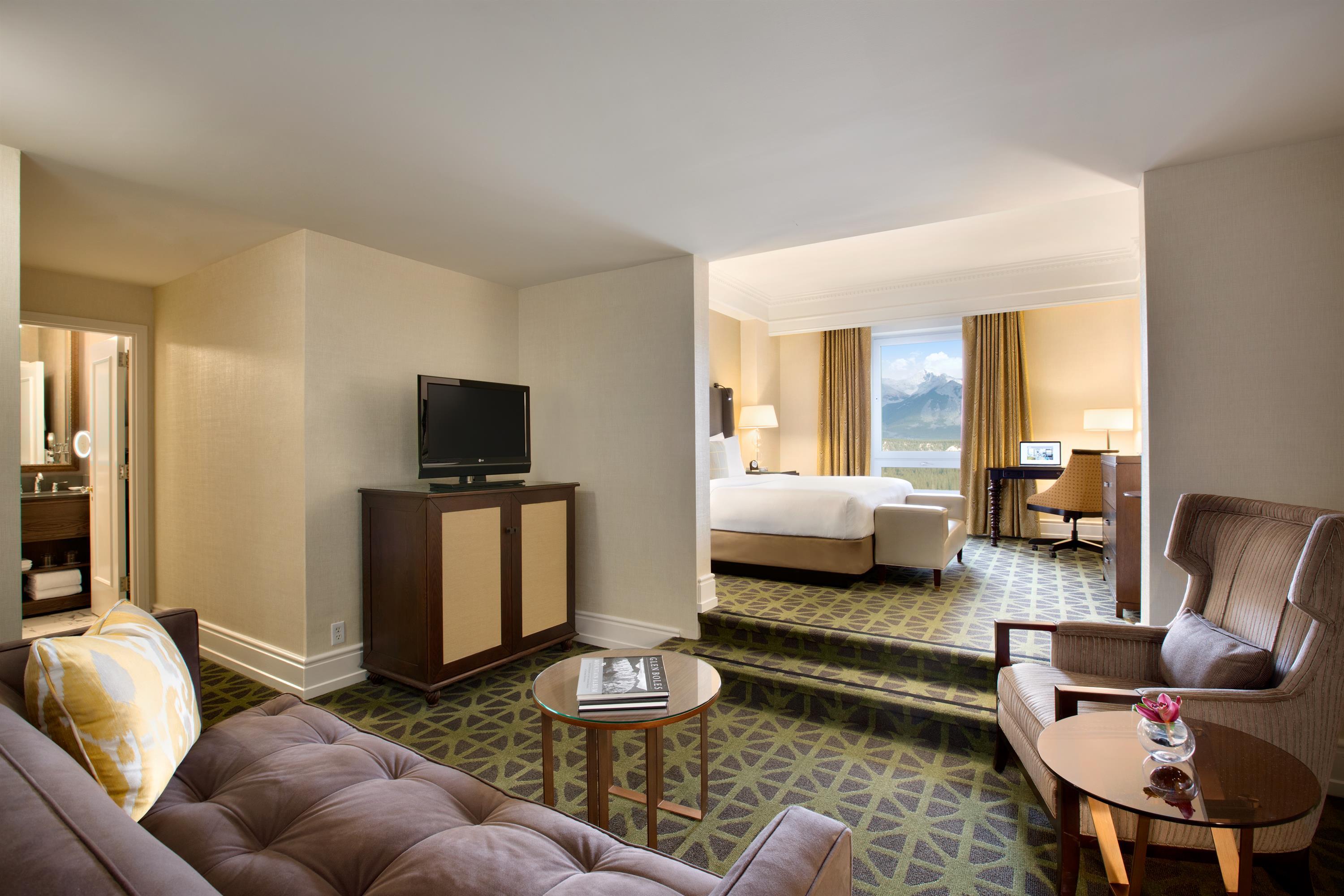 Junior Mountain View Suite