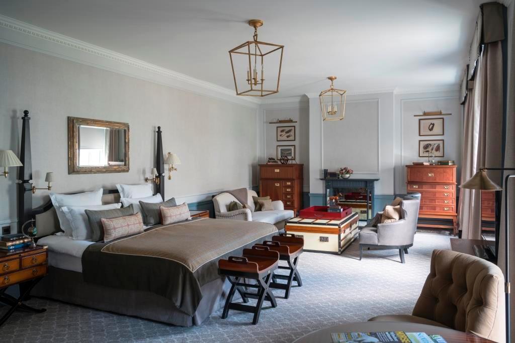 Manor Rooms
