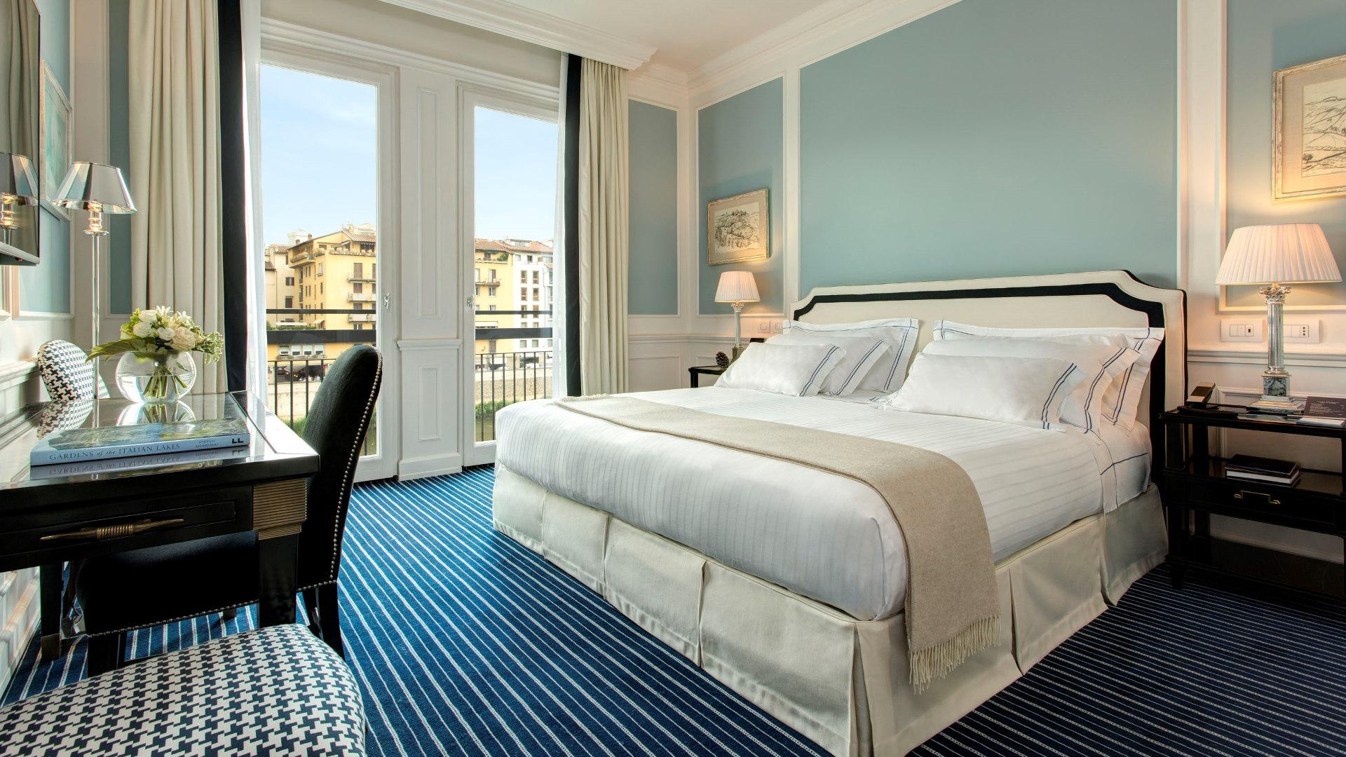 Studio Suite River View