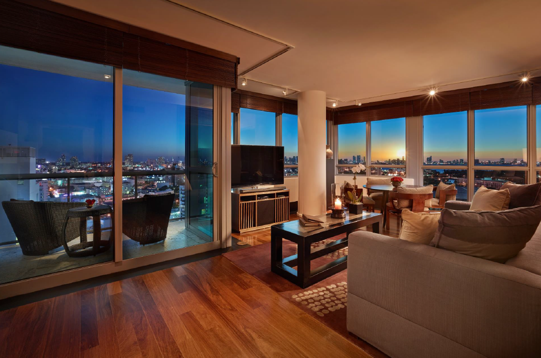 Ocean Suites - Two Bedroom Suites, City and Ocean View