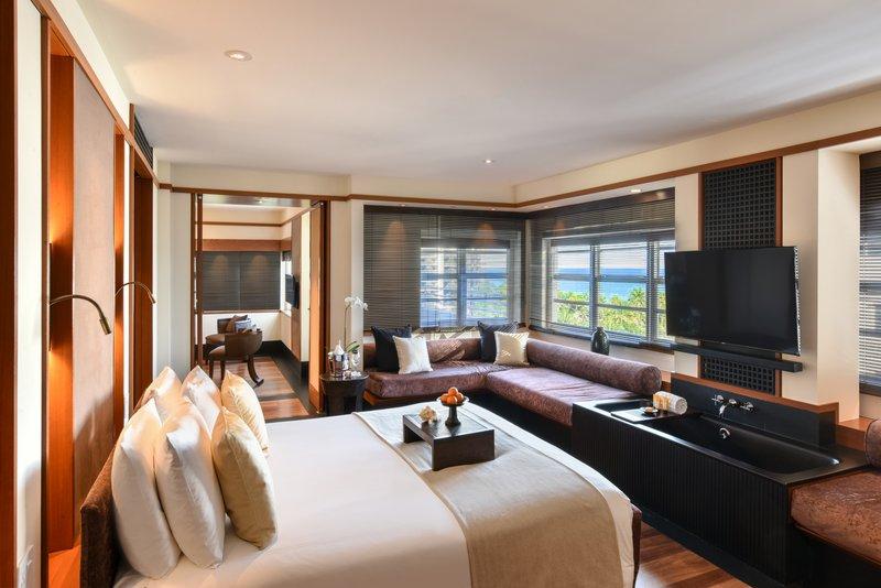 Art Deco, One Bedroom Suites, City View