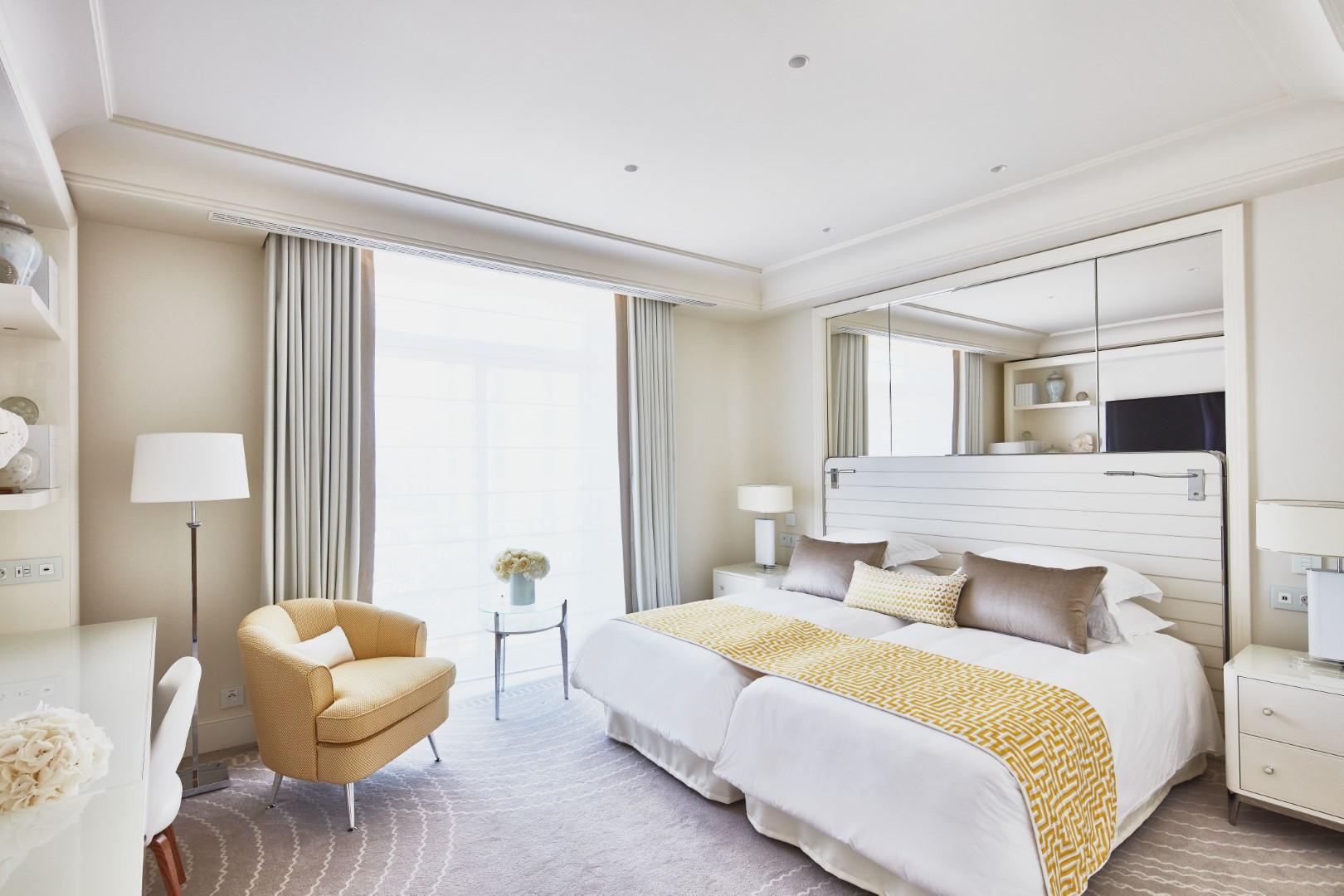 Deluxe Room Oasis View