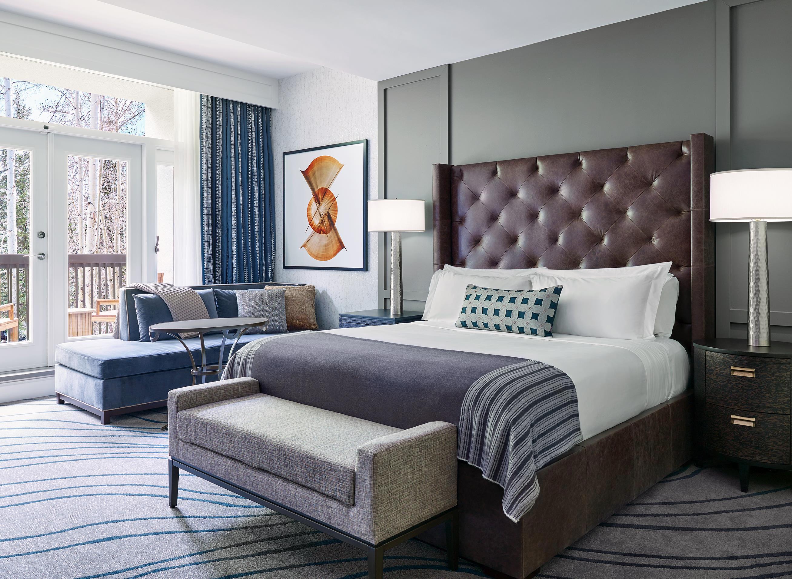 Premium Mountain View with Fireplace King or Two Queen Beds
