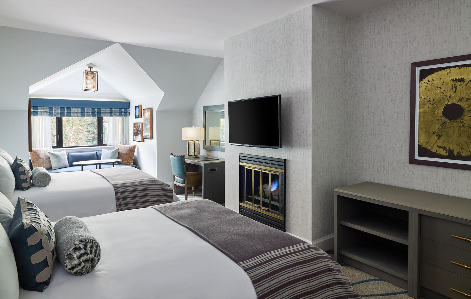 Mountain View Grand Suite King or Mountain View Grand Suite Two Queens