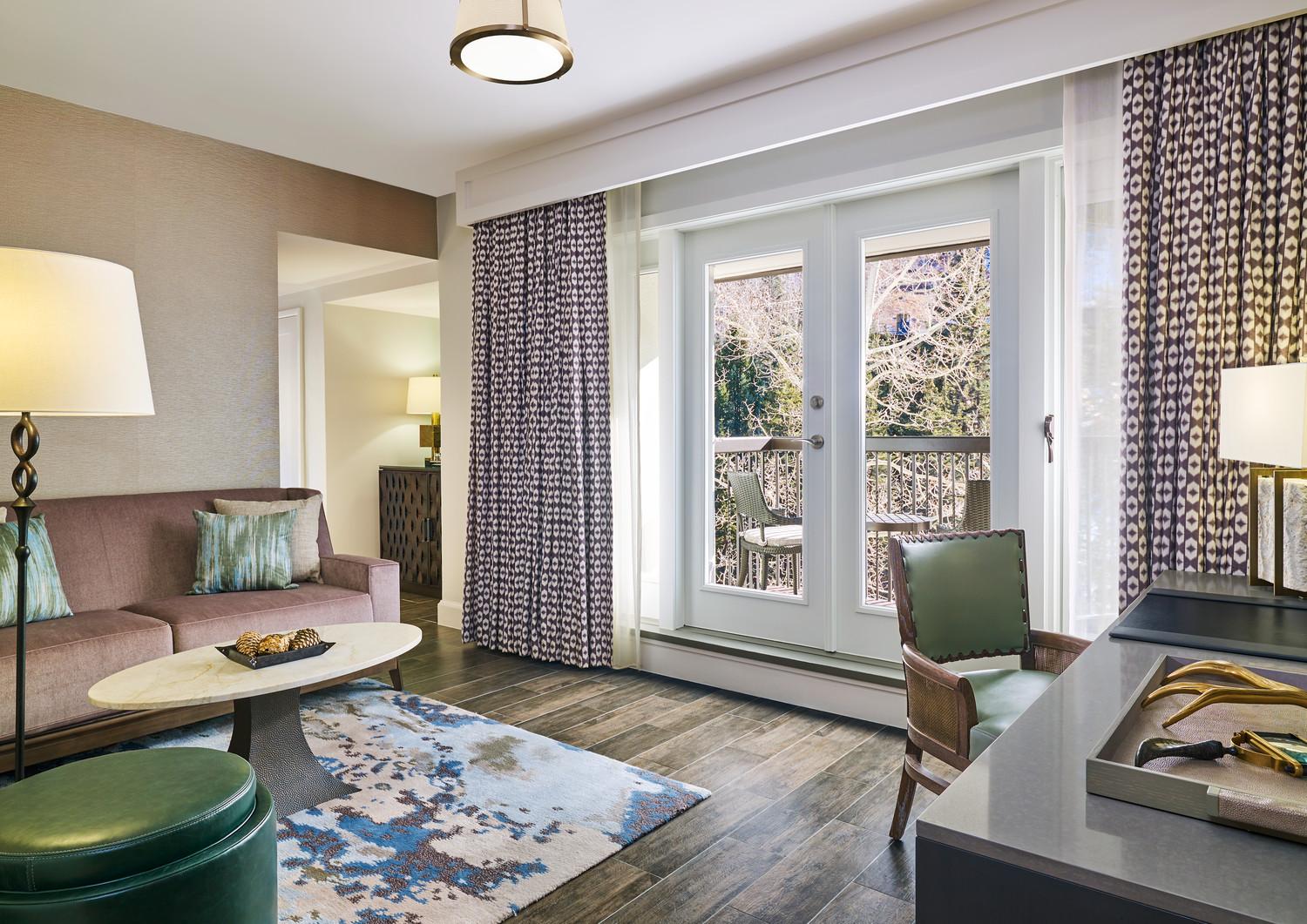 Grand Suite King OR Grand Suite Two Queens