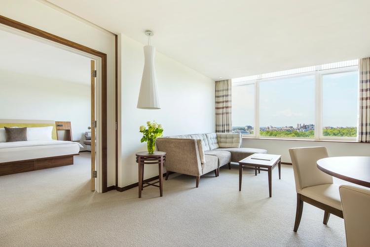 Metropolitan Suite
