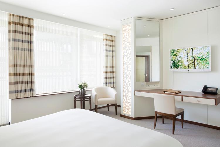Metropolitan City Room