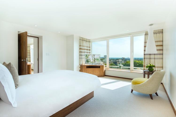 Penthouse Suite