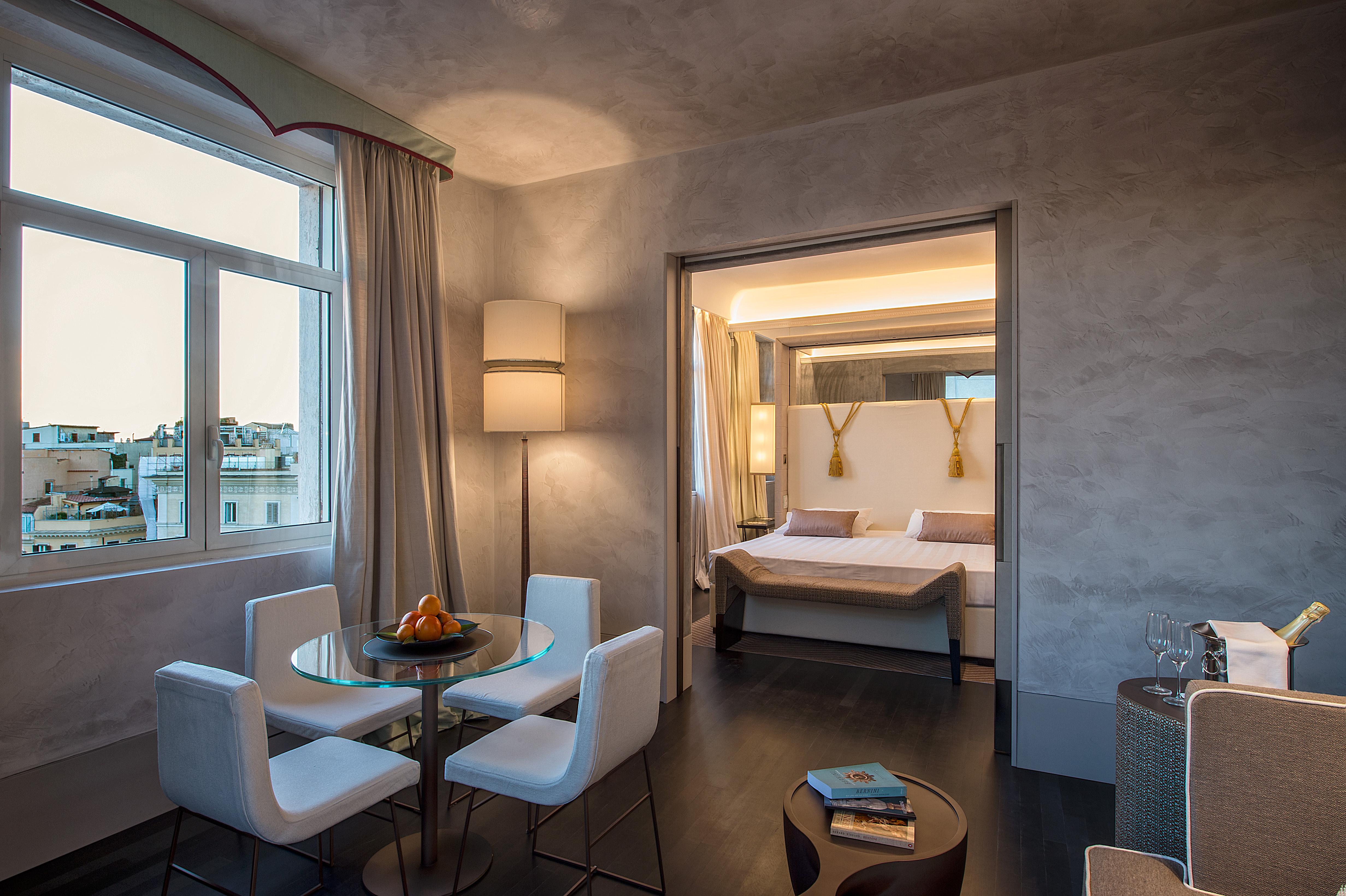 Signature Suite with Piazza view